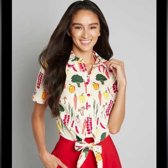 Modcloth Veggie top - Picture 1 of 2